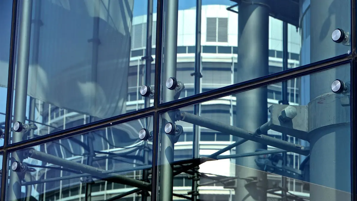 Structural glazing joints on a glass facade